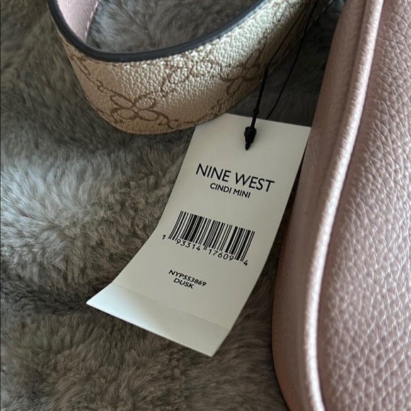Nine West Pink Mini Crossbody Bag NWT - Picture 4 of 7